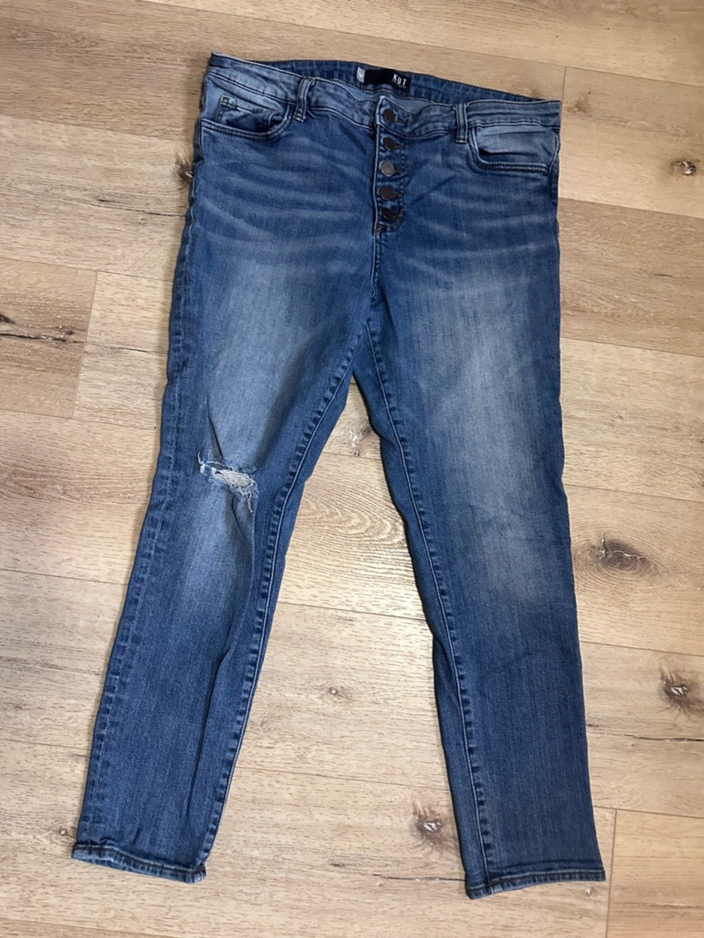 Kut from the Kloth Button-Fly Skinny Jeans